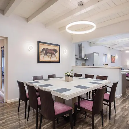 Feriehus Design Sole Pula